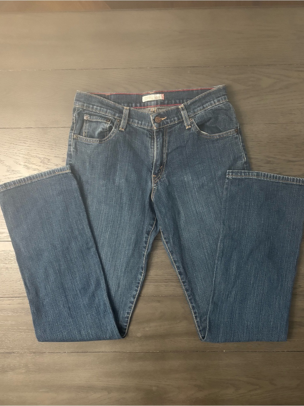 Leviโs Women's 550 Relaxed Fit Boot Cut Blue Denim Y2K 2008 Jean Size 8 Long